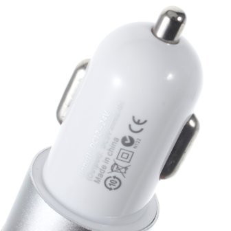 Universele Silver Car Charger - Dual USB 2.4 Ampère - Autolader zilver