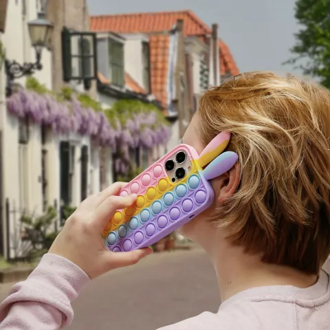 Bunny Pop Fidget Bubble siliconen hoesje geschikt voor iPhone 12 Pro Max - roze, geel, blauw en paars