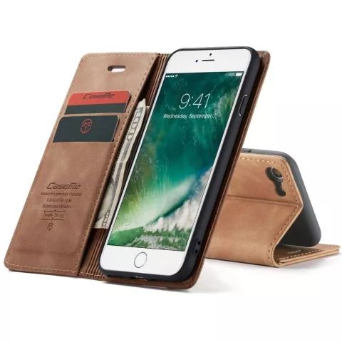 Caseme Retro Wallet Case hoesje voor iPhone 7, 8, SE 2020 en SE 2022 - bruin