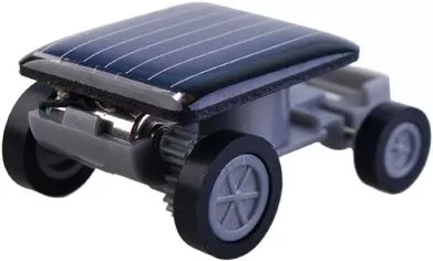 Zwarte speelgoed auto op zonne-energie Solar Powered car autootje