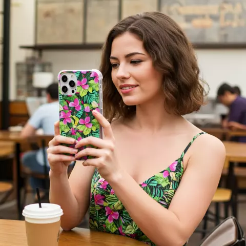 Tropical Leaves &amp; Flowers TPU met versterkte hoeken hoesje geschikt voor iPhone 11 Pro